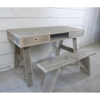 bureau met steigerhout bankje